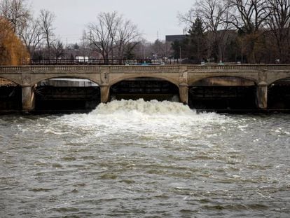 El río de Flint, en 2016, tras la crisis del agua. 