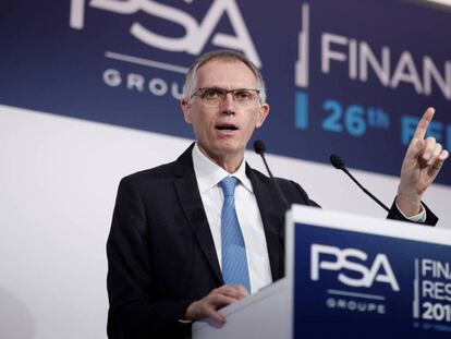 El presidente de PSA, Carlos Tavares, durante la presentación de resultados de la compañía de 2019 en Rueil-Malmaison (Francia).  