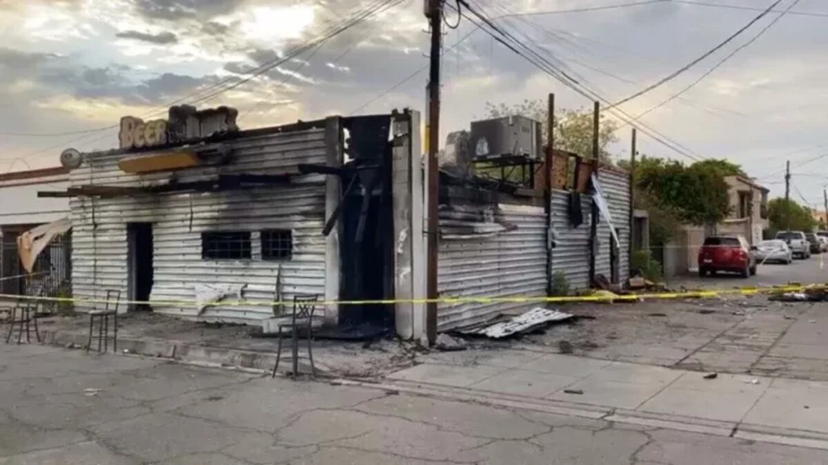 Un incendio intencional provoca la muerte de 11 personas en un bar de San Luis Río Colorado