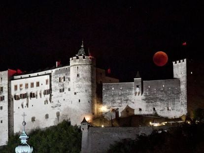 Eclipse de luna en el cielo de Salzburgo, el pasado 27 de julio.