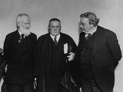 Los escritores George Bernard Shaw, Hilaire Belloc y G. K. Chesterton, en 1927.