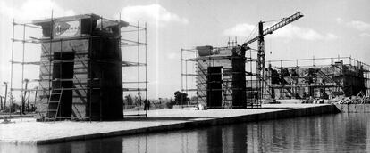 Reconstrucción del templo de Debod, en Madrid en 1972.