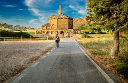 Santa María de Eunate, en Muruzábal (Navarra).