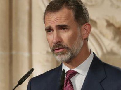 La  convivencia democrática  alcanzada en España solo es posible  si las leyes son atendidas y cumplidas por los ciudadanos y por las instituciones , advierte Felipe VI