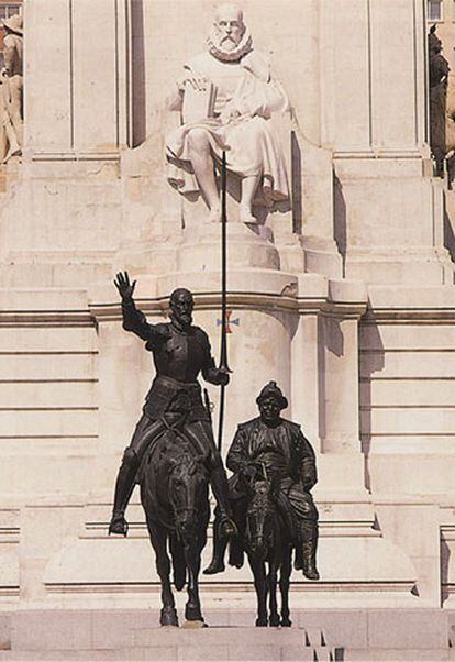 Monumento a Cervantes en la plaza de España de Madrid.