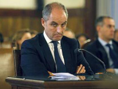 Francisco Camps, durante la segunda jornada del juicio contra &eacute;l y Ricardo Costa.