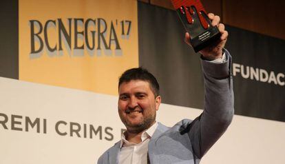 Marc Moreno, amb el premi Crims de Tinta.