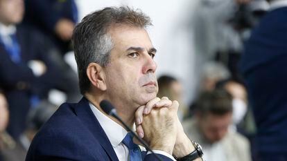 El ministro de Asuntos Exteriores israelí, Eli Cohen, atendía a la sesión plenaria de la Organización por la Seguridad y la Cooperación en Europa (OSCE), este jueves en Skopje (Macedonia del norte).