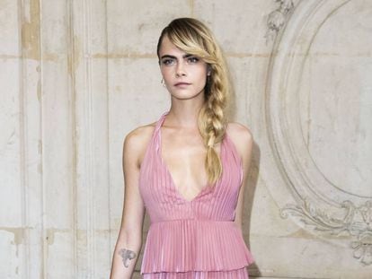 Cara Delevingne durante la Semana de la Moda de París el pasado mes de febrero. 