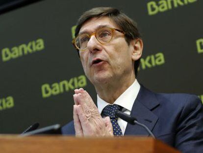 El presidente de Bankia, Jos&eacute; Ignacio Goirigolzarri, durante la rueda de prensa ofrecida hoy para explicar la nueva estrategia comercial de la entidad