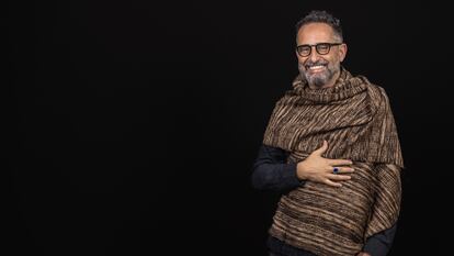 Jorge Drexler en la sede de Sony.