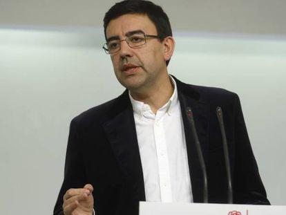 Mario Jim&eacute;nez, portavoz de la gestora del PSOE.