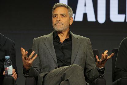 ¿Quién? George Clooney ¿Inversiones de éxito? Sin aparecer en una sola película entre 2017 y 2018, Clooney se convirtió en el actor mejor pagado del mundo gracias a la venta de su marca de tequila Casamigos, que el gigante Diageo compró por cerca de 900 millones de euros. El intérprete comenzó a producir este tequila junto a su amigo Rande Gerber (empresario y marido de Cindy Crawford) para consumo propio, pero en apenas unos años llegó a las estanterías de todo Estados Unidos y los expertos lo consideran uno de los mejores del mercado. Fortuna estimada: 410 millones de euros.