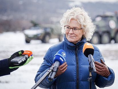 Christine Lambrecht, ministra de Defensa alemania, el pasado 20 de diciembre en Eslovaquia.