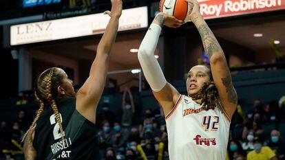 Brittney Griner, en un partido de ‘playoffs’ de la WNBA con las Phoenix Mercury en septiembre de 2021 en Everett (Washington).