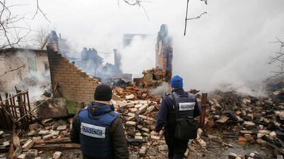 Observadores de la OSCE el pasado febrero en Avdiivka, Ucraina.