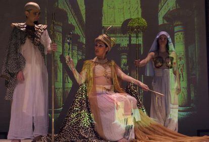 Imágenes de 'Los áspides de Cleopatra'
