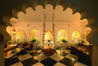 Una habitación del lujoso Taj Lake Palace, en Udaipur (India).