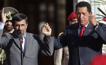 Ahmadineyad y Chávez durante la visita del líder iraní a Venezuela en 2009.