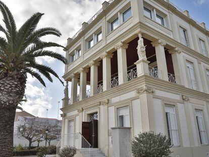 La Casa-Museo de Blasco Ibáñez en la playa de la Malva-rosa de Valencia, que será reformada tras el nuevo convenio. 