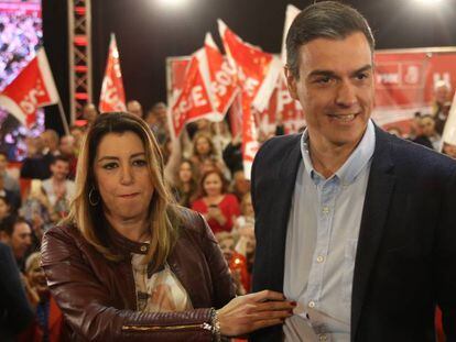 Susana Díaz y Pedro Sánchez, durante el mitin del PSOE en Sevilla este sábado.