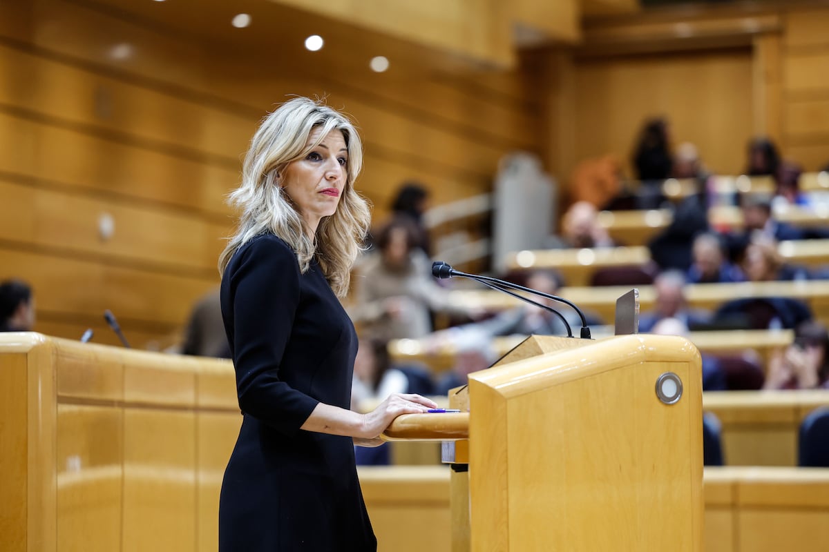 Díaz anuncia que negociará con sindicatos y patronal la reforma del subsidio y que cerrará el incremento del SMI este viernes | Economía