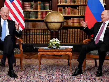 Joe Biden y Vladímir Putin, durante su encuentro  del 16 de junio en  Génova (Suiza).