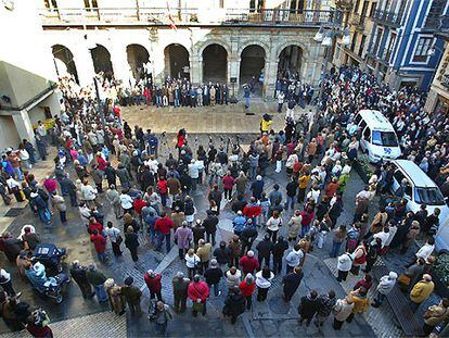 Un momento de la concentración celebrada en Durango en protesta por el asesinato de Ofelia Hernández.