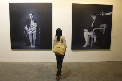 Obras de Ronald Manullang, ayer en la feria de arte de Singapur.