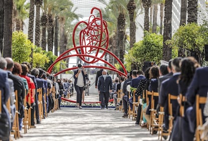 Homenaje por las víctimas de l'Umbracle de Valencia.