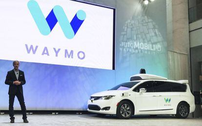 Un coche de Waymo, la empresa de Google que desarrolla el coche aut&oacute;nomo.