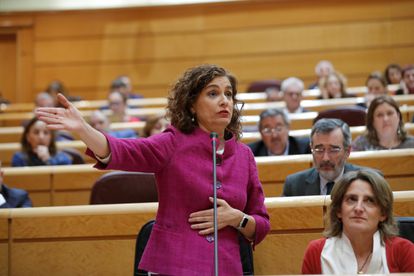 La ministra de Hacienda, María Jesús Montero, durante la sesión de control al Gobierno en el Senado, ayer martes.