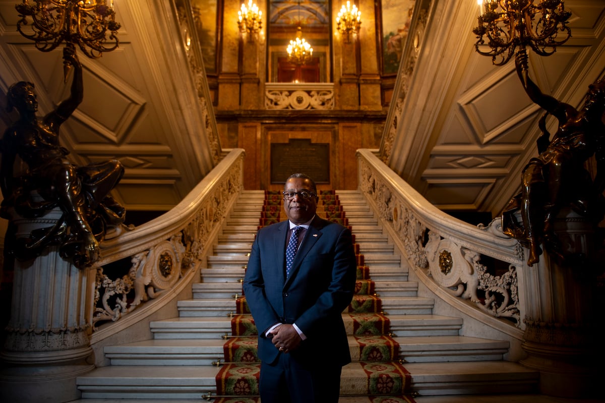 Brian A. Nichols, Subsecretario de Estado para el Hemisferio Occidental de EE UU: “Hay que explicarle a la población que la migración puede ser beneficiosa” |  Internacional