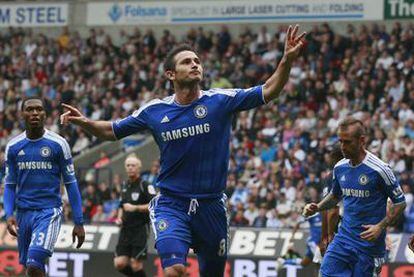 Lampard celebra un gol.