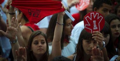 Una protesta en Pamplona contra las agresiones sexuales en San Ferm&iacute;n.