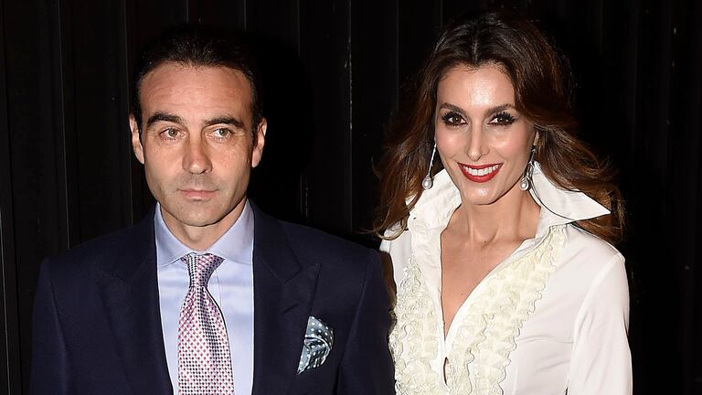 Enrique Ponce y Paloma Cuevas en una recepción en la embajada de EE UU en Madrid, en noviembre de 2016.