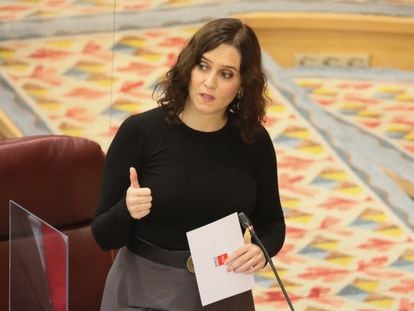 La Presidenta de la Comunidad de Madrid, Isabel Díaz Ayuso, durante el pleno de la Asamblea de Madrid.