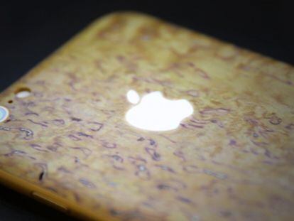 A la venta modelos especiales del iPhone 6 con carcasas de madera, cristal de zafiro y piel de cocodrilo