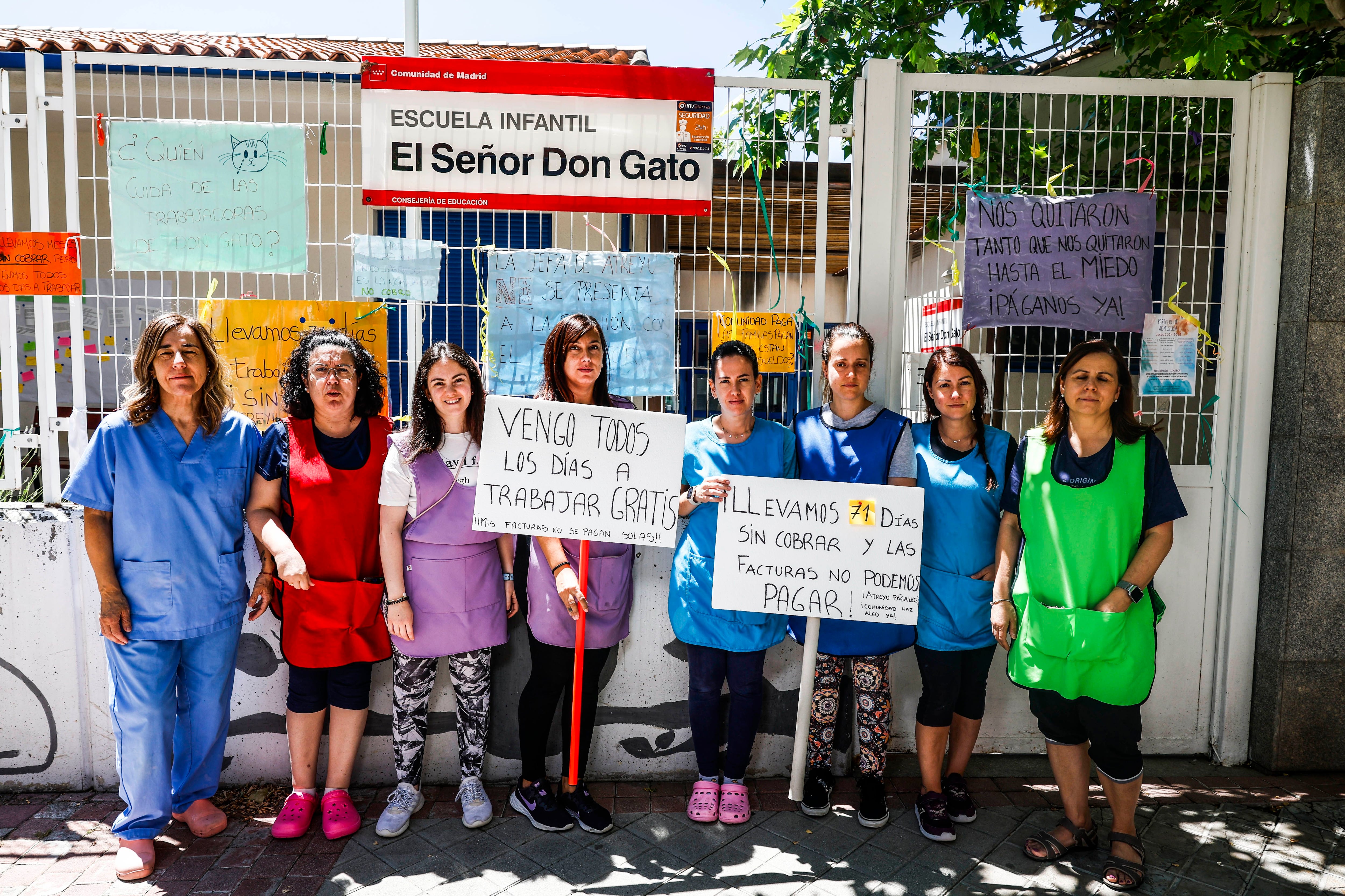Trabajadoras de la Escuela Infantil El Señor Don Gato, uno de los centros afectados por los retrasos en los pagos.