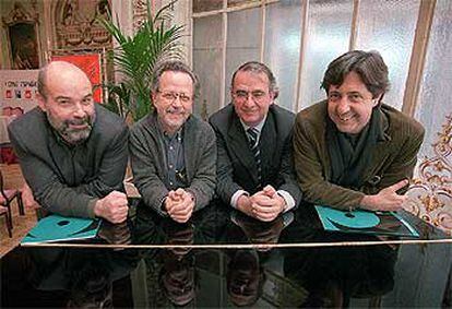 De izquierda a derecha, Antonio Resines, Fernando Colomo, Pedro Pérez y Manuel Gómez Pereira.