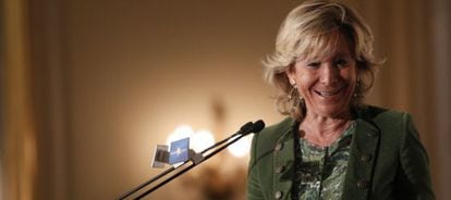 Esperanza Aguirre, durante un desayuno informativo.