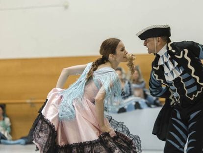 Ensayo de 'El sombrero de tres picos'.  