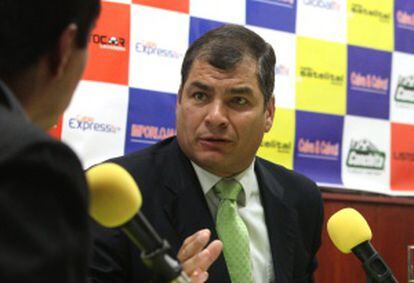 Correa durante una entrevista radiofónica.