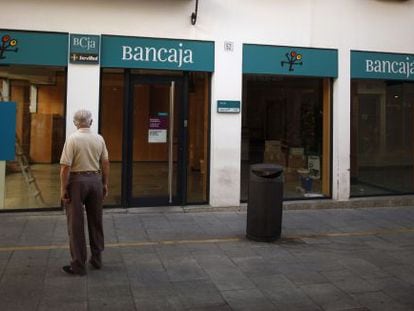 La juez imputa por apropiación indebida al consejo de Bancaja