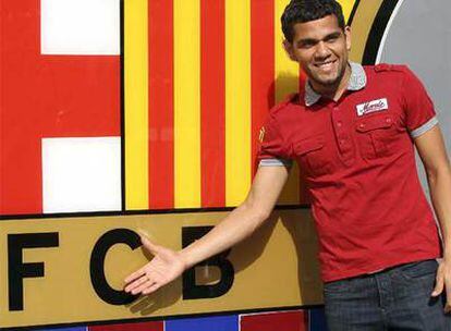 Alves durante su presentación