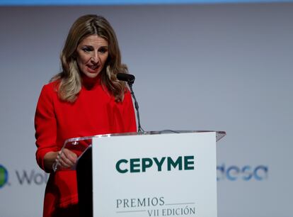 La vicepresidenta tercera y ministra de Trabajo, Yolanda Díaz, durante la VII edición de los premios que concede Cepyme, en el Museo Reina Sofía de Madrid.