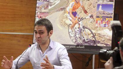Juanma Gárate, durante el anuncio de su retirada del ciclismo profesional.