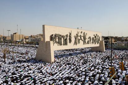 Una oración multitudinaria en Bagdad (Irak) en solidaridad con Palestina. 