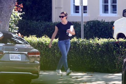 Jennifer Garner llegando a casa de Ben Affleck.