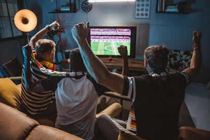 Gracias a la plataforma Movistar Plus+, los fanáticos del balompié podrán disfrutar de la retransmisión de los partidos con la mejor resolución televisiva. 